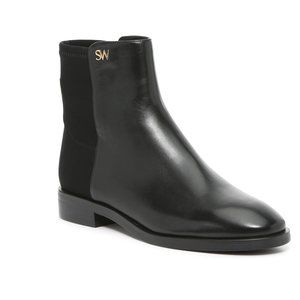 New without Box Stuart Weitzman Kye City Bootie - Black Leather 7.5